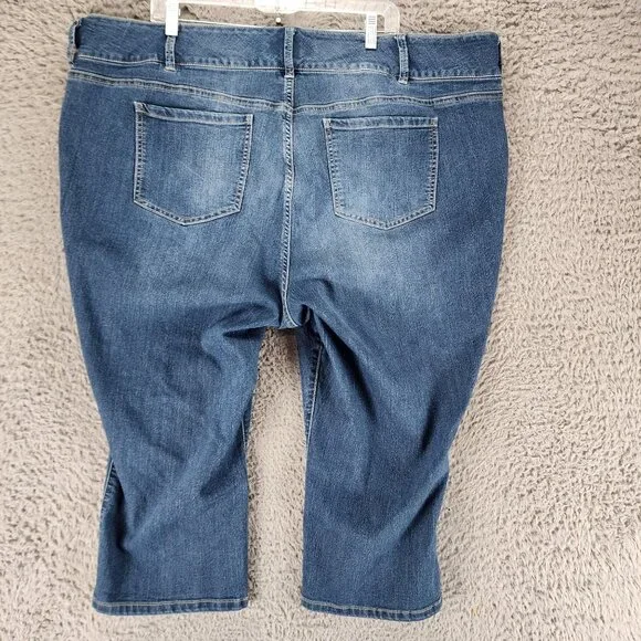 Torrid Jeans Womens 28 Medium Wash Stretch High Rise Jegging Crop *GUC* - Picture 8 of 13